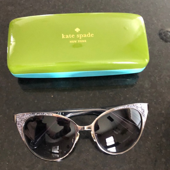 kate spade Accessories - Stunning silver Kate Spade sunglasses